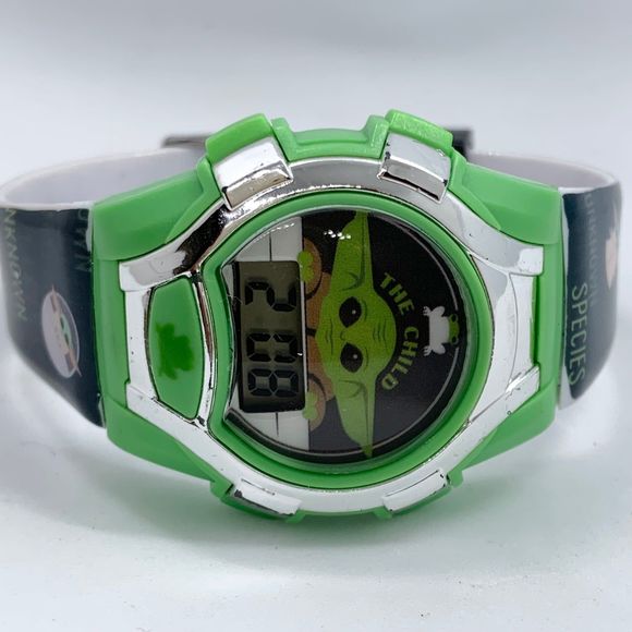 STAR WARS MANDALORIAN THE CHILD WATCH digital light up  runs - Picture 1 of 6